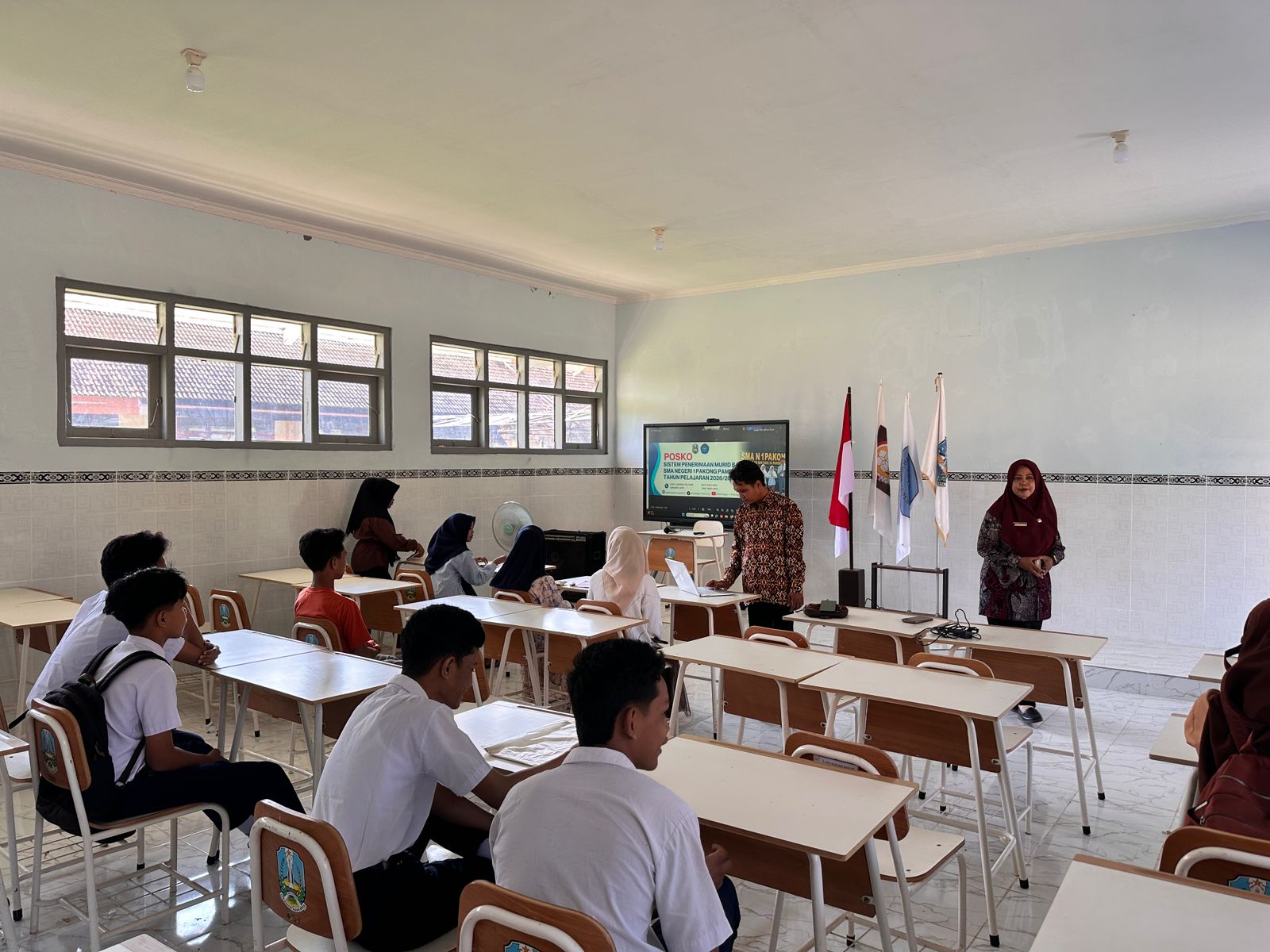 Pelayanan Sepenuh Hati! SMA Negeri 1 Pakong Pamekasan Siap Sambut Generasi Hebat Masa Depan